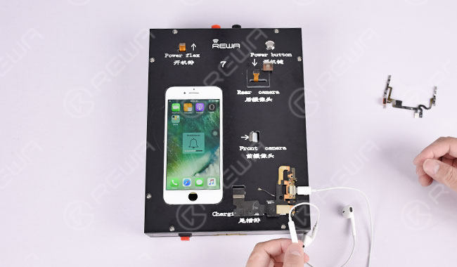Tap “Voices&Memos” icon and enter into record mode. Insert the earphone into the audio jack. Play the recording and adjust the volume by the volume up/down keys on the earphone.