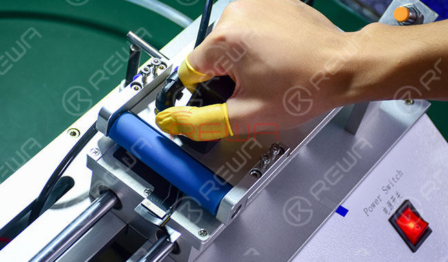 iphone 8 broken lcd screen refurbishing - glass only repair iPhone 8 Zerbrochener LCD-Bildschirm Wiederaufbereitung