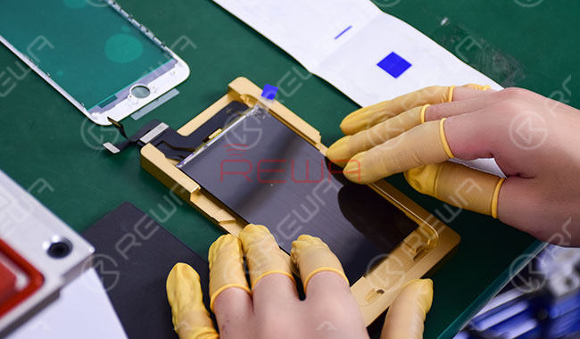 iphone 8 broken lcd screen refurbishing - glass only repair iPhone 8 Zerbrochener LCD-Bildschirm Wiederaufbereitung