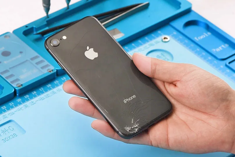 Affordable iPhone 8 Back Glass Repair- Expert Tips