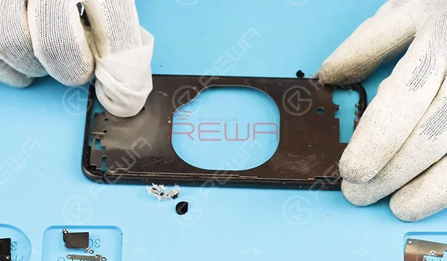 Reparación del cristal trasero del iPhone 8