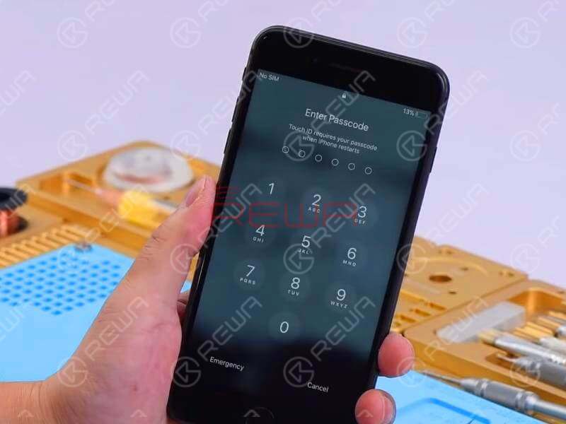 Comment réparer l'écran noir ou l'absence d'affichage de l'iPhone 8 Plus