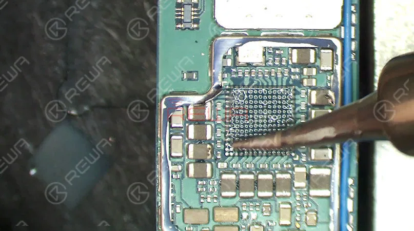 how to fix samsung s7 edge won't turn on - logic board solution How to Fix Samsung S7 edge Won't Turn on
