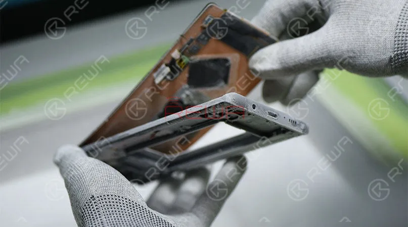 réparation de l'écran brisé du samsung galaxy note 8 Séparation en milieu de cadre