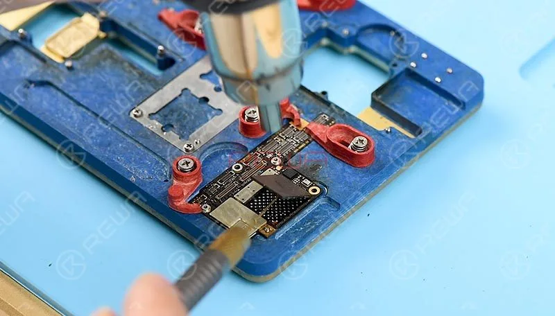 iphone x data recovery from dead motherboard NAND flash chip with a specialized knife