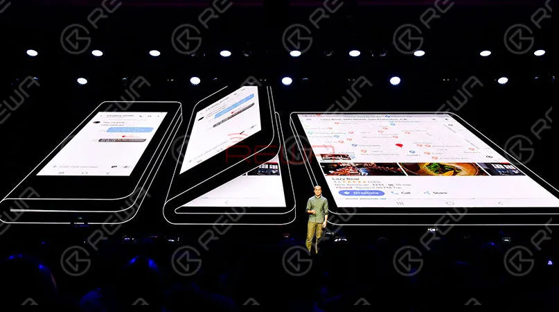 folding screen war huawei mate vs samsung galaxy fold 2