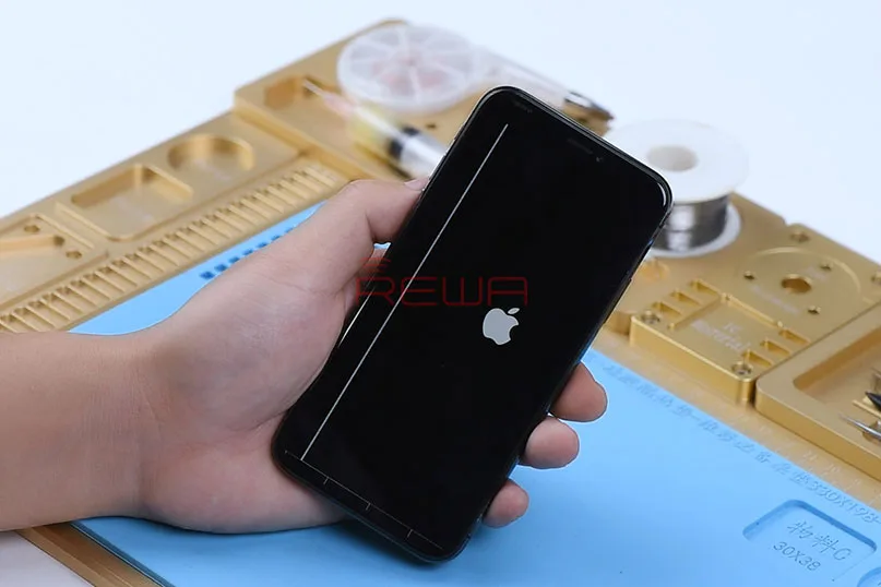 Cómo arreglar que el iPhone X se reinicia constantemente con líneas verticales en la pantalla