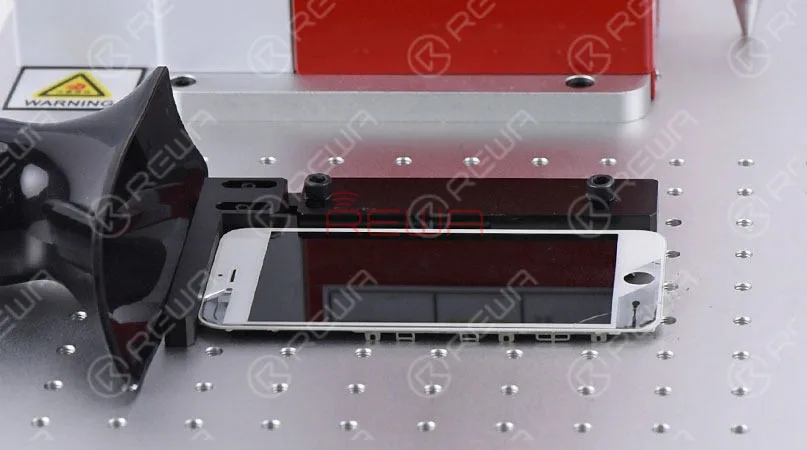multifunktionale Lasermaschine - 2. Generation Multifunktionale Lasermaschine - 2. Generation
