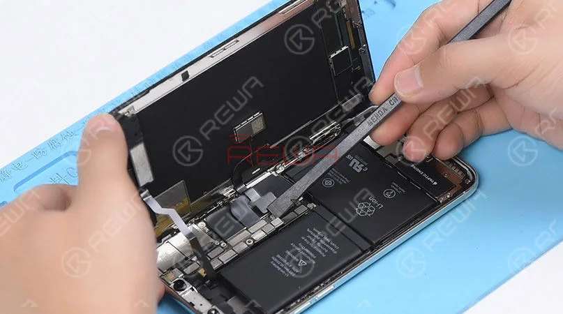 Pry the digitizer cable connector up from its socket And then disconnect the front panel sensor assembly flex cable 