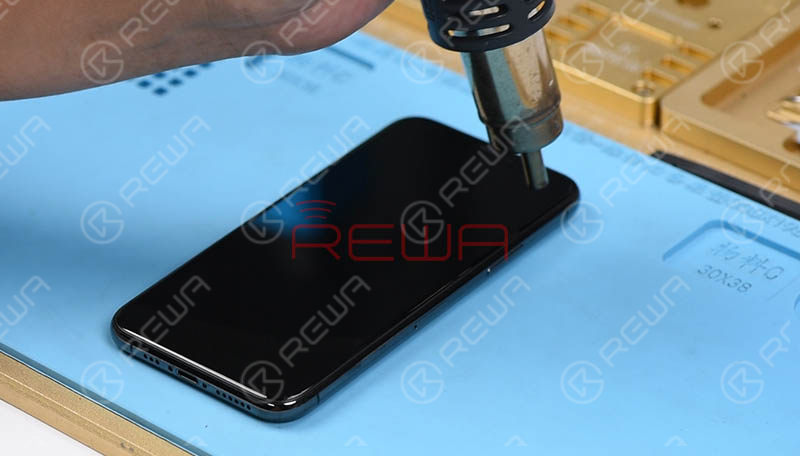 iPhone 11 Pro Teardown - REWA Exklusive Reparatur Tipps