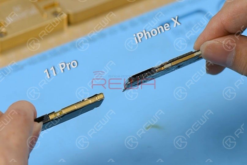 iphone 11 pro motherboard separation Compared with iPhone X series, iPhone 11 Pro’s motherboard is smaller with a much denser component array. It is also thicker. There are layers of graphite thermal transfer material on the backside. It can dissipate heat generated from the motherboard efficiently.