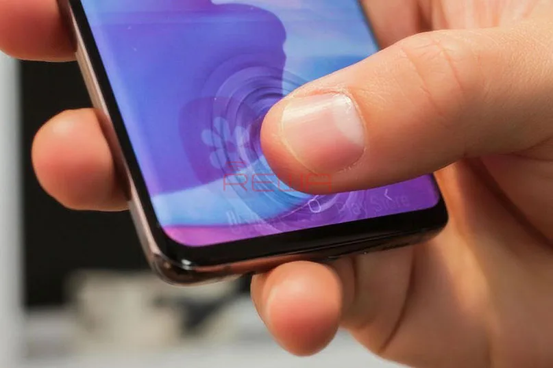 Samsung Intelligent Fingerprint Scan Being Fool Again