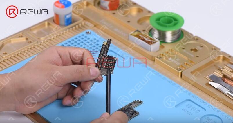 The upper layer has been badly damaged and cannot be repaired anymore. We need to transplant CPU, EEPROM, and NAND on the upper layer onto a new upper layer.  Here we recommend using a specialized upper layer with CPU, EEPROM, and NAND previously removed.