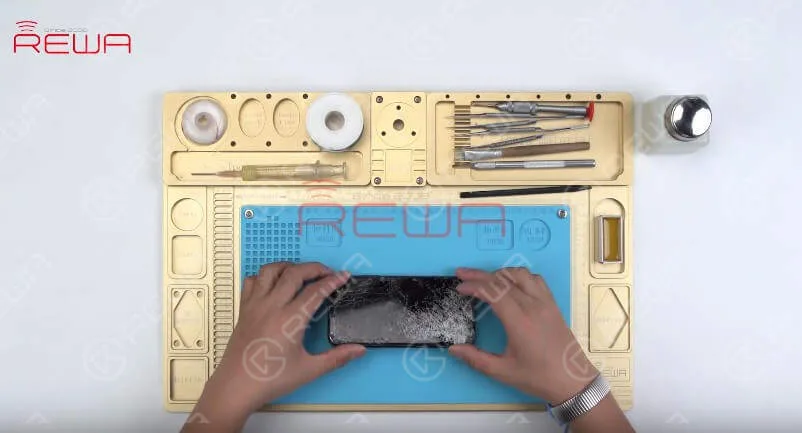 iphone x bottom speaker not working repair The phone features a broken screen and a deformed housing. Get a new display assembly installed and test, the phone turns on normally. There is no output sound when selecting a ringtone. Yet the sound works fine with headphones in.