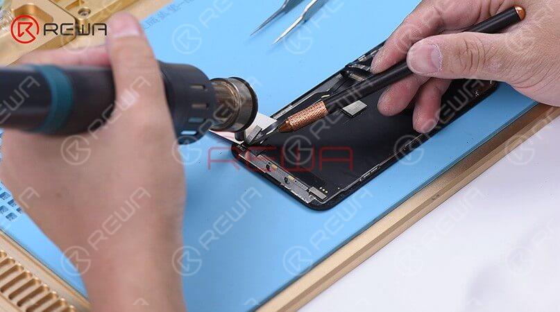 Solder the former touch module onto the replacement screen