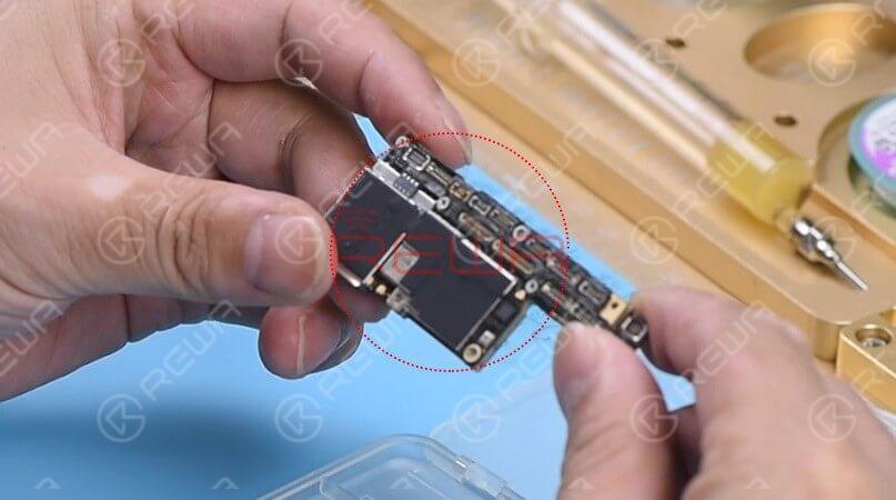 a rare case of iphone x stuck on apple logo(itunes error 4013) we should run a cosmetic inspection of the motherboard first. Check out the condition of the motherboard, whether it is deformed or water damaged.