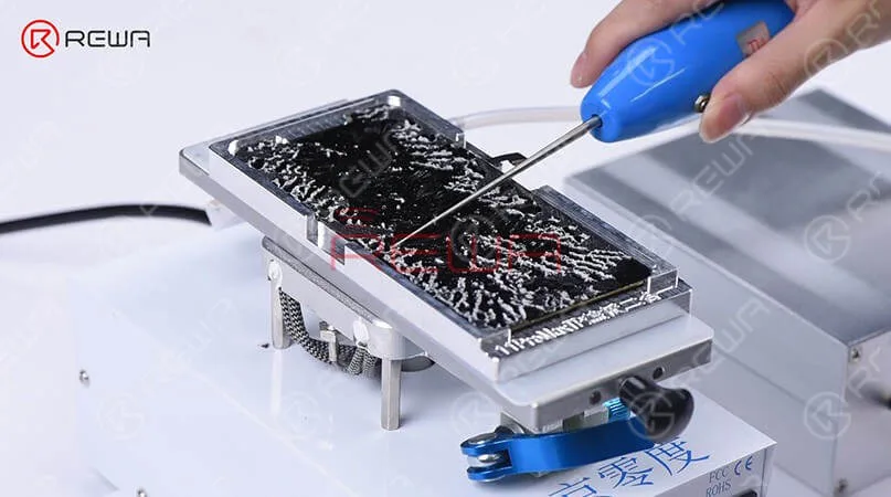 the cost-effective refurbishing solution for iphone screen touch issue Place the OLED into the adsorption mold and remove residual glue with the Electric Glue Removing Device.