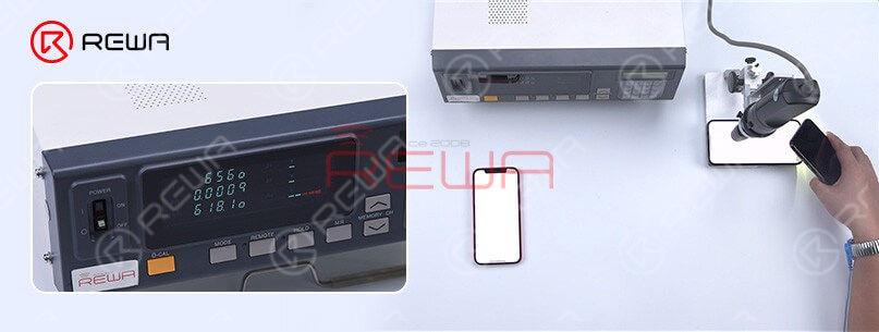 These tests prove that sensors on the ear speaker are interchangeable except for the encrypted flood illuminator of the Face ID module. The max brightness of iPhone 12 Pro becomes 809nits with iPhone 12’s display while the ma brightness of iPhone 12 becomes 618 nits with iPhone 12 Pro’s display. It can be seen that the max brightness of the two models not related to the display. The reason may be related to the motherboard or iOS system. Generally, the two models’ displays are interchangeable.