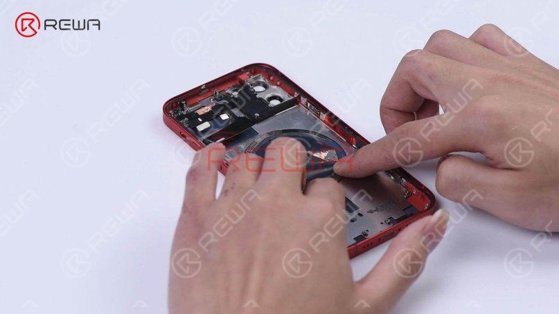 Please make sure that the opening of the magnet array is placed in the right position as in the picture.