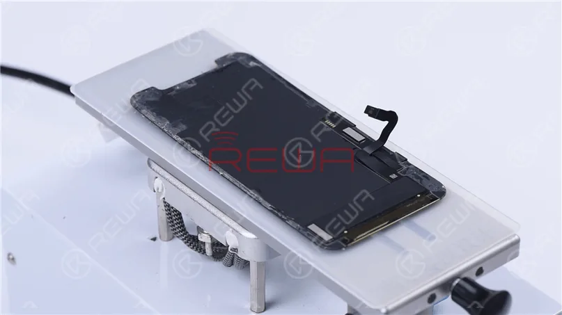 Coloque el OLED en la plataforma de calentamiento.