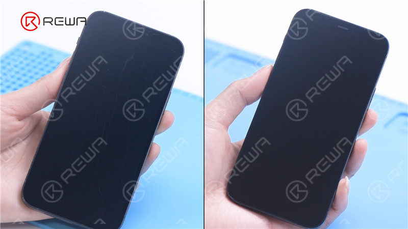 Take out the phone with a suction cup.Remove the waterproof adhesive of the Apple Watch. The scratches are gone.