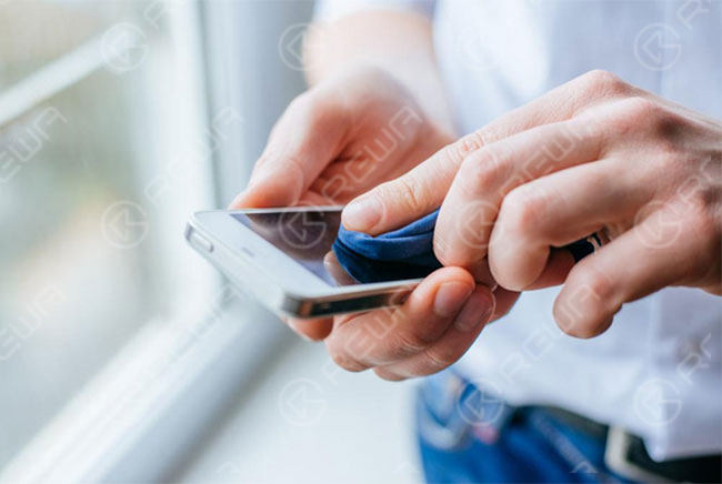 limpiar la pantalla del smartphone