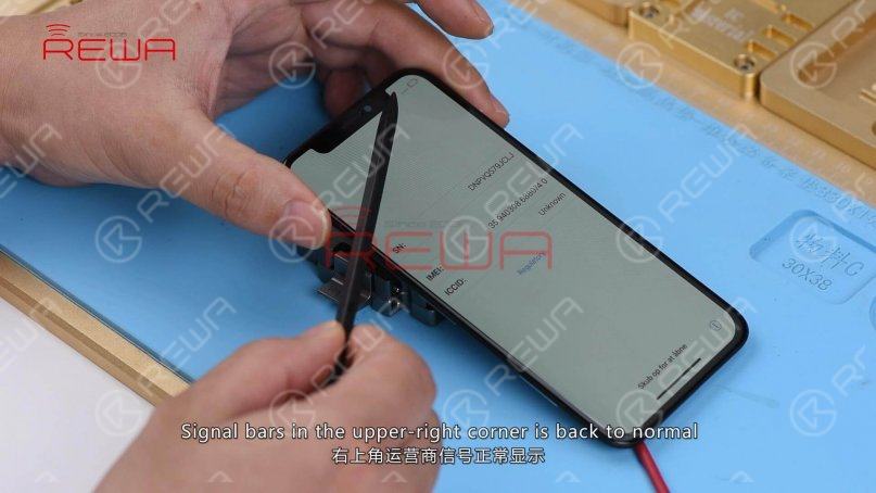 iphone x ohne service: lösung für profis Bauen Sie nun die Anzeigeeinheit ein. Verbinden Sie den Akkuanschluss mit dem Stromversorger. Das Telefon beginnt mit dem Aktivierungsprozess. Klicken Sie auf das Symbol in der unteren rechten Ecke. Seriennummer und IMEI-Nummer werden normal auf dem Bildschirm angezeigt. Die Signalbalken in der oberen rechten Ecke sind wieder normal. Wir können nun bestätigen, dass das Problem "Kein Dienst" durch U_PMIC_E verursacht wird.