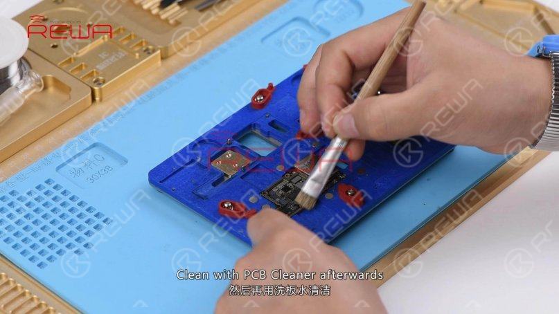 iphone x ohne service: lösung für profis Reinigen mit PCB Cleaner