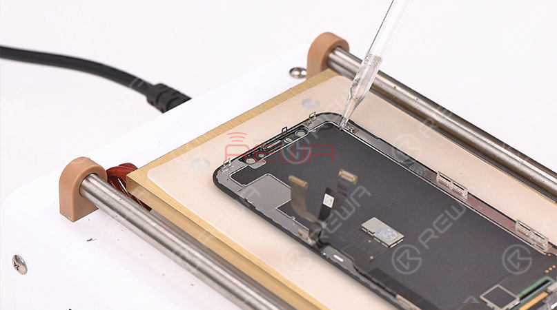 Rigenerazione schermo iPhone X/XS/XS Max con recupero della cornice originale