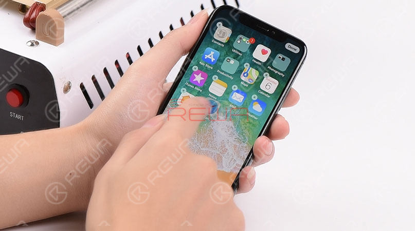 Rigenerazione schermo iPhone X/XS/XS Max con recupero della cornice originale