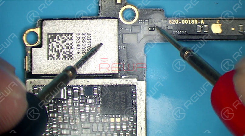iPhone 7 Rear Camera Also Shake