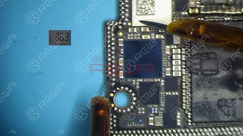 how to fix an iphone 11 pro won't turn on Measure pin 286 on the logic board. The diode value is 363 which means the logic board is normal.