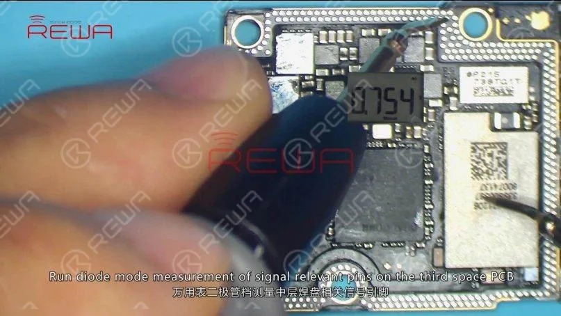 iphone x nessun servizio: soluzione per professionisti Eseguire la misurazione in modalità diodo dei pin rilevanti per il segnale sul pad di bonding.