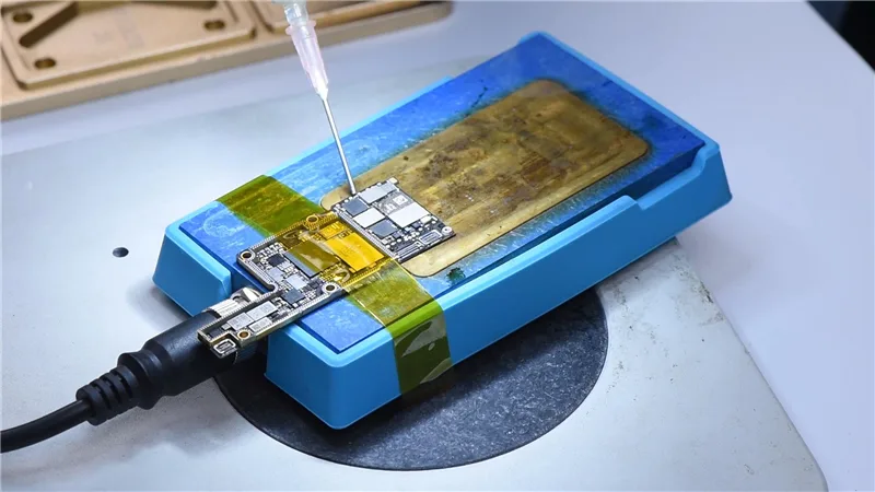 Cómo reemplazar el lector de tarjeta SIM del iPhone X