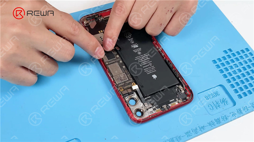 iPhone 11 Black Screen/ No Display Backlight Repair