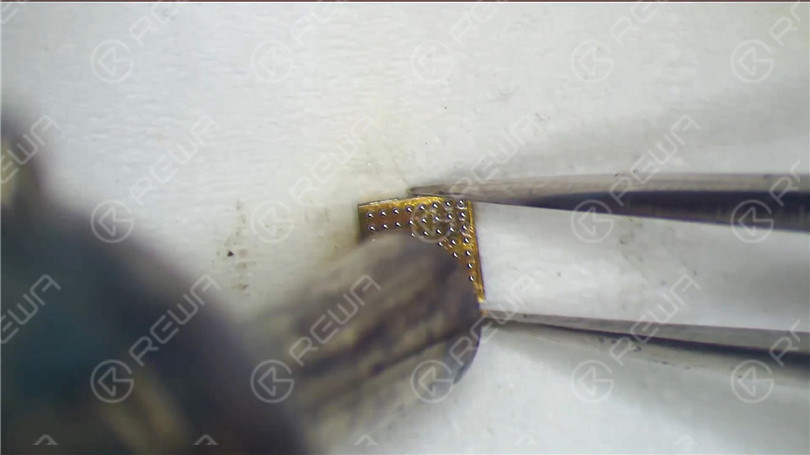 conseils d'experts pour dessouder et souder le circuit imprimé de charge de l'iphone x Astuces de réparation pour le dessoudage et le soudage du circuit intégré de charge de l'iPhone X