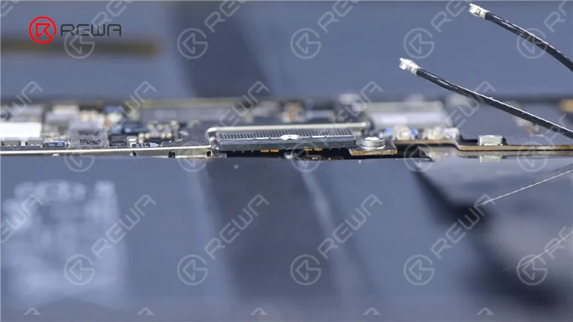Fix iPad Pro Not Turning On By Replacing Connectors
