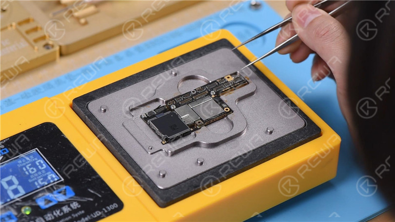 Correggere l'iPhone X che non si accende con una grande corrente di avvio