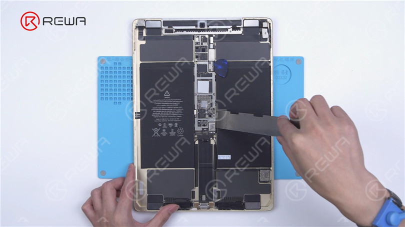 c160459c 53ac 42e8 98ee c222f313b66a iPad Pro Touch Scree 00 02 04 20210708 191247