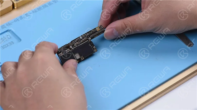 iPhone X friert nach Eingabe des Passworts ein