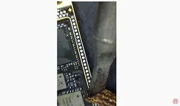Limpia las almohadillas adhesivas del iPhone XS Max