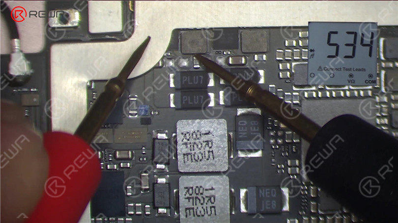 How to Fix an iPad Pro that Won't Turn On - Short Circuit Detected by Rosin Dispenser