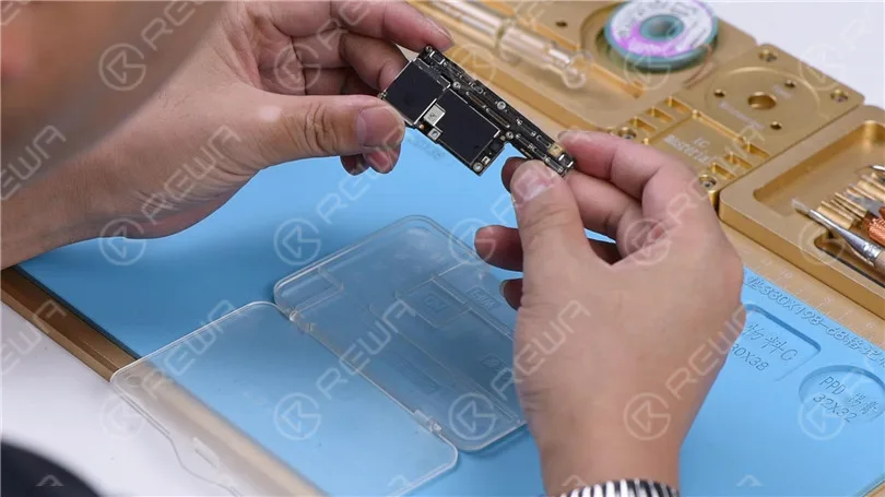 So beheben Sie das iPhone X, das beim Apple-Logo / iTunes-Fehler 4014 hängen bleibt