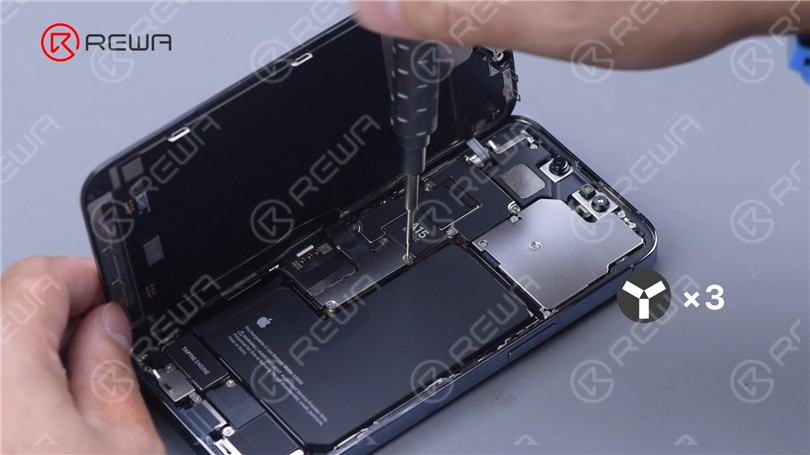Desmontaje del iPhone 13 Pro
