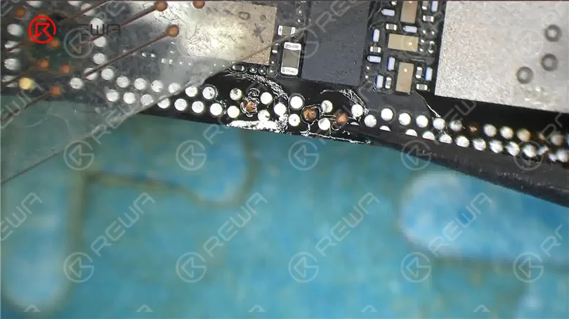 cómo solucionar el problema de sobrecalentamiento del iphone 12 pro max con terminales de soldadura how fix iphone 12 pro max overheating issue soldering lugs ov 9