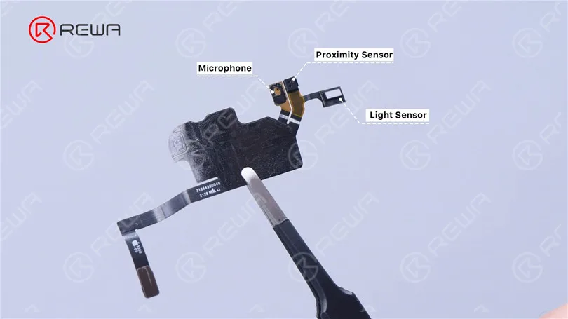 Teardown dell'iPhone 13 Pro