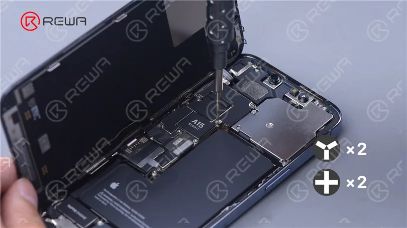Teardown dell'iPhone 13 Pro