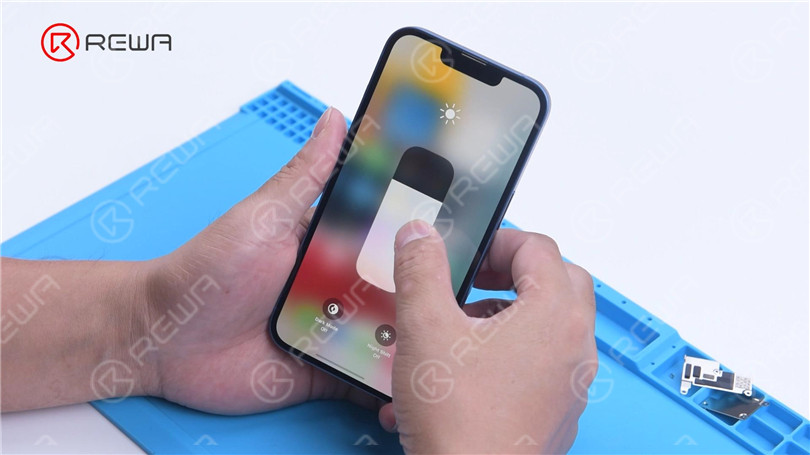 Risoluzione dei problemi di iphone 13 face id e messaggi sul display dopo la sostituzione dello schermo Risolvere l'iPhone 13 Face ID non funzionante e il messaggio importante sul display dopo la sostituzione dello schermo