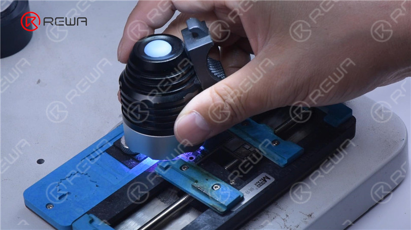 Fix iPhone 11 Pro Max Won’t Turn On with LINCSEEK Infrared Thermal Camera