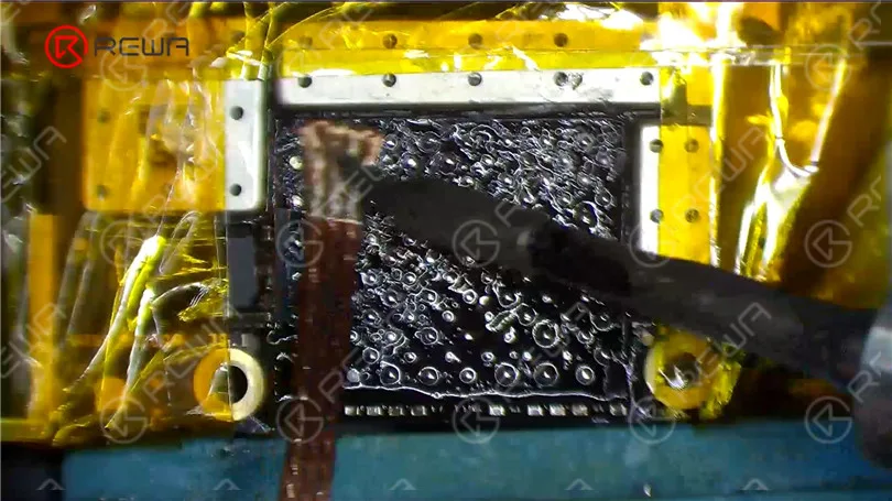 Fixer iPhone XS ne s'allume pas avec P12 (Programmeur NAND pour iPhone 6 - iPhone 11 Pro Max)